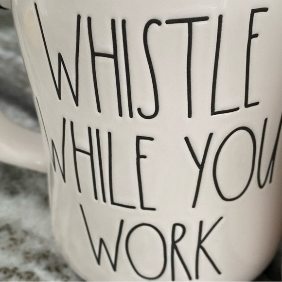 Snow White Rae Dunn Seven Dwarfs Whistle While You Work Mug Set - Picture 5 of 7